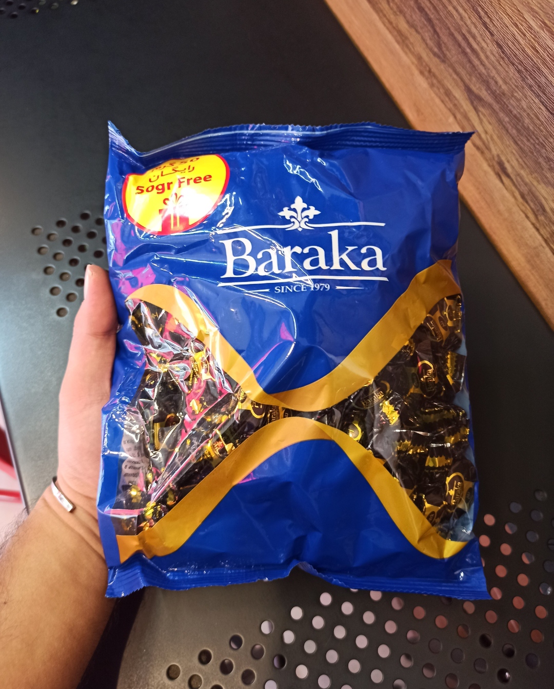 شکلات تلخ دو سر پیچ باراکا